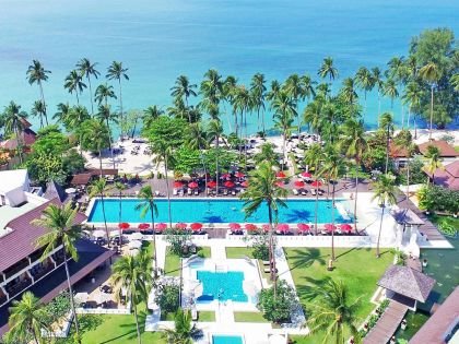 Emerald Cove Overview pool and beach