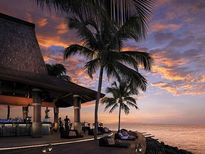 Sunset Bar Shangri-La Tanjung Aru Resort