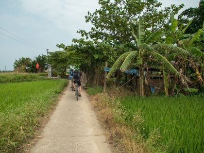 Cycling in Vietnamse Landscape