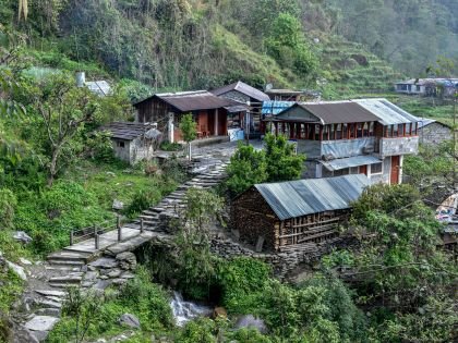 Tea house on the way from Landruk to Birethanti