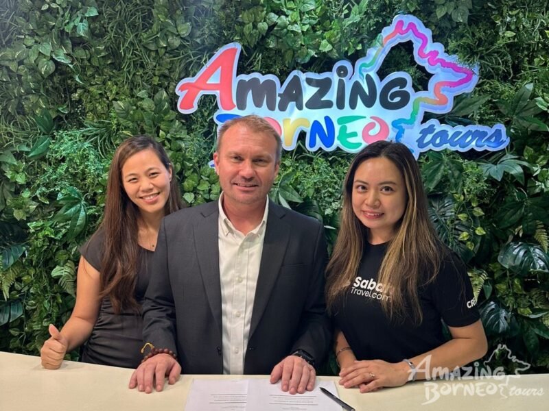 M&A Peter - Khay Inn - Emily